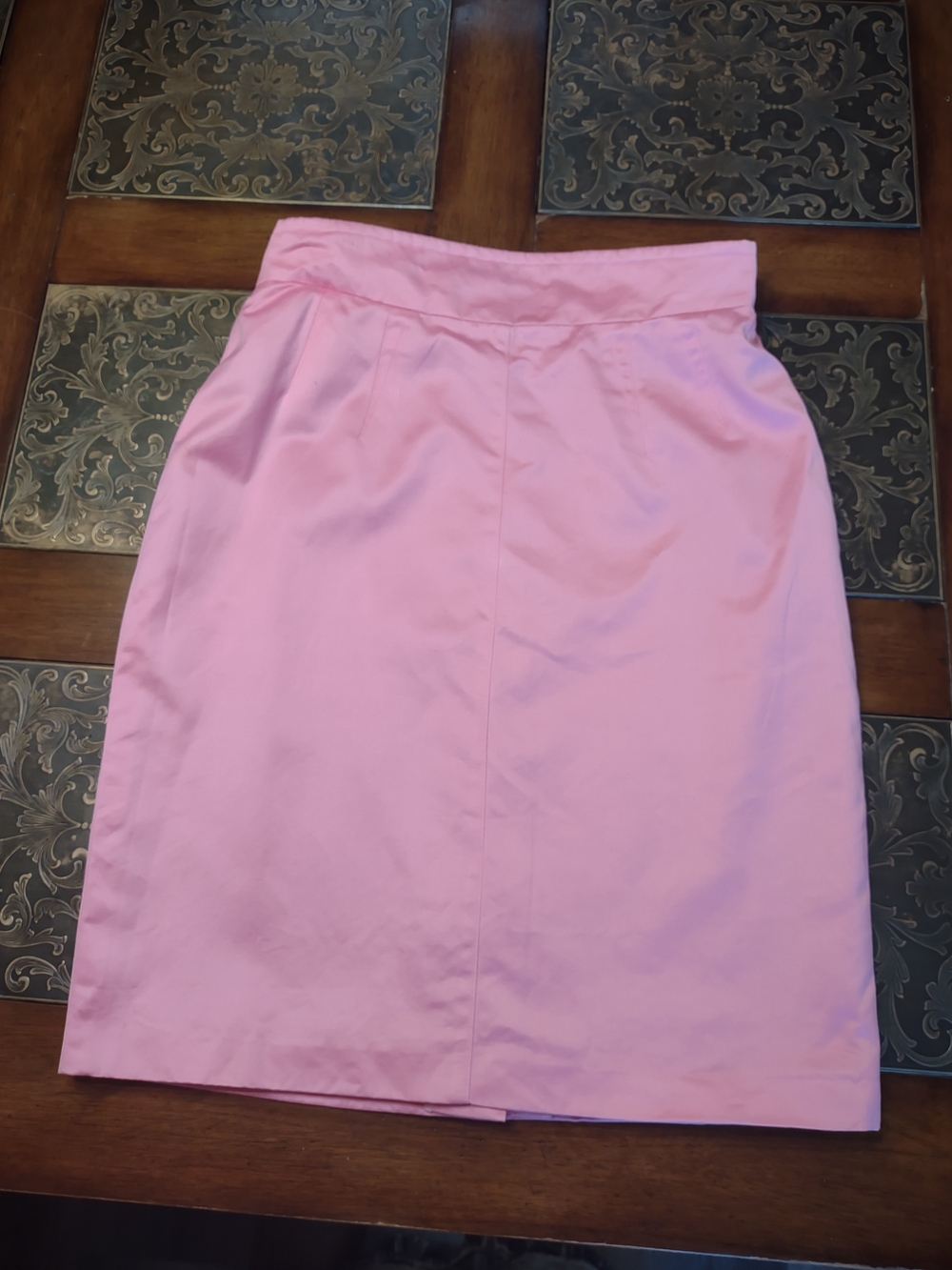 Escada Vintage Soft Pink High-Waist Pencil Skirt - Picture 3 of 12